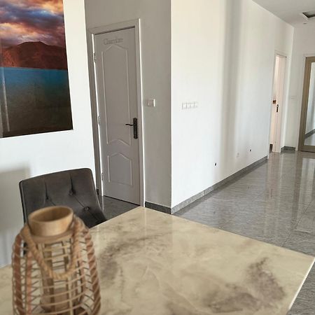 Appartement De Luxe Meuble A Louer - Dakar Pres Des Almadies 3 Ch/ 3 Sdb Exteriör bild